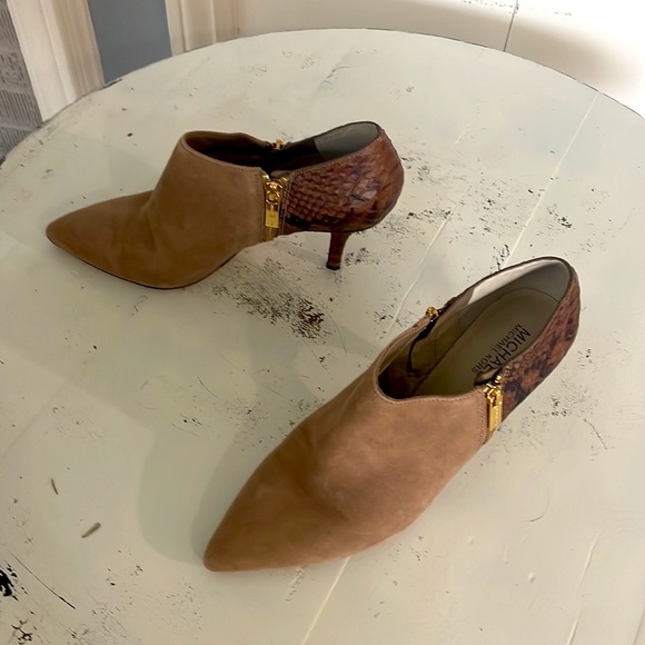Michael Kors suede and snake embossed leather bootie/boots/shoes/heels  9.5 - Picture 6 of 12
